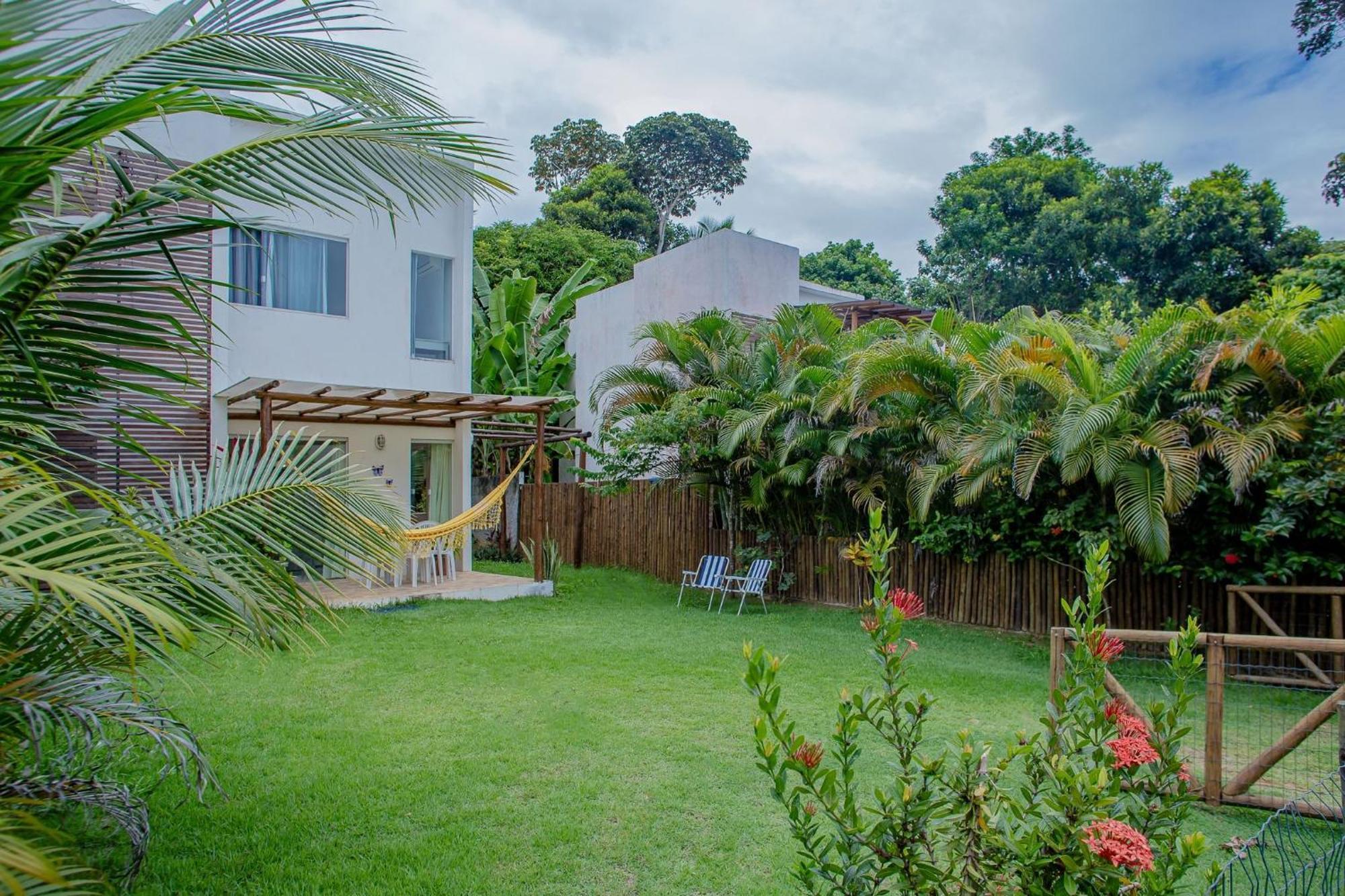 Casa Em Fechado, Com Piscina, Churrasqueira,wifi,estacionamento , Сasa de vacaciones Praia do Forte
